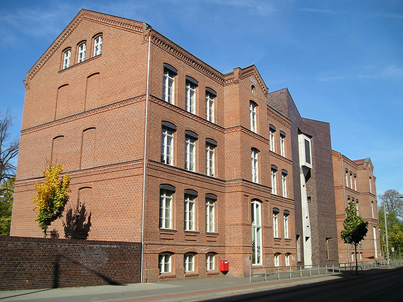 Schule an der Dahme - Integrierte Sekundarschule - Stammschule - Standort: Glienicker Straße 24-30, Berlin 12557